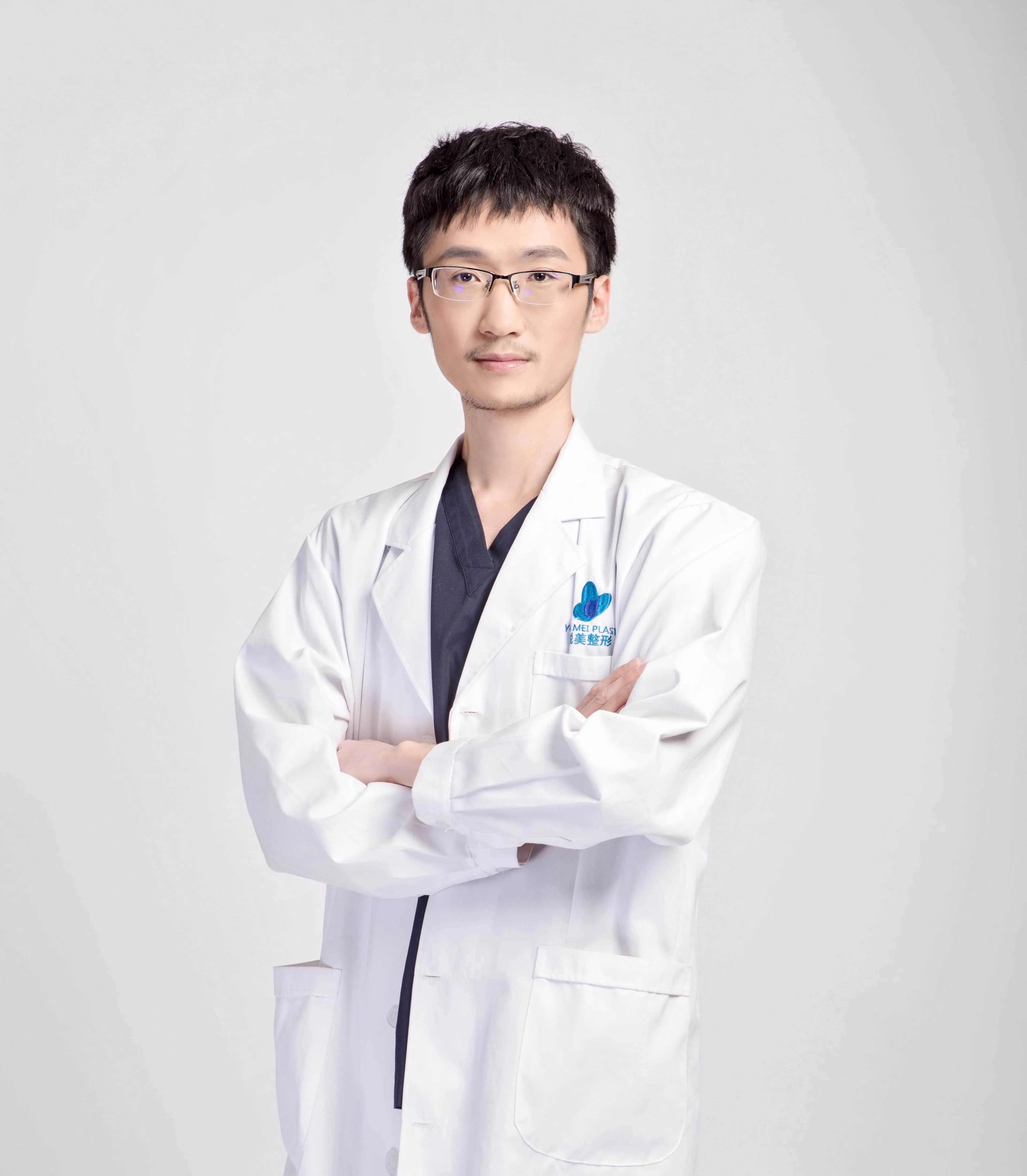 何清磊
