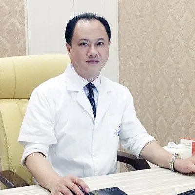 李坚