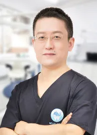 周铭