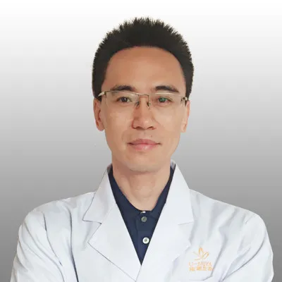 李强