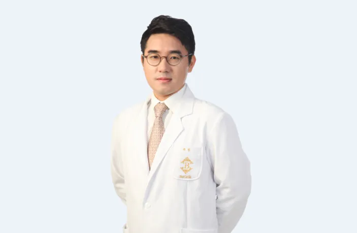 李承浩