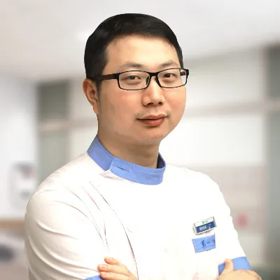 龚博林