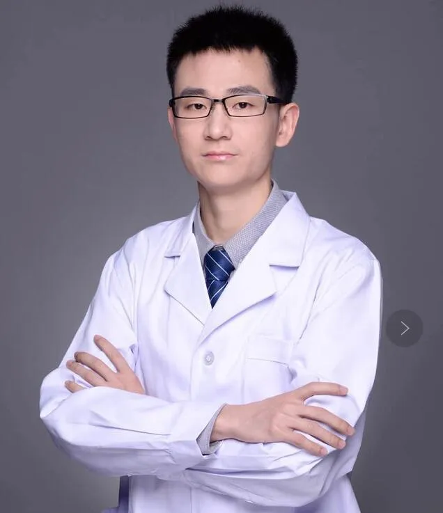 桂万里