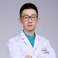 张楠
