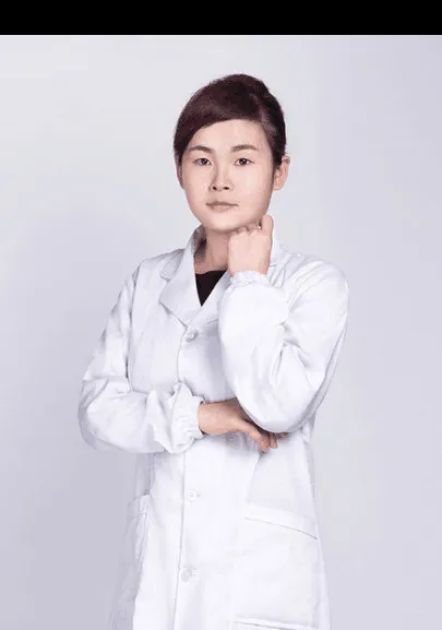 杨英