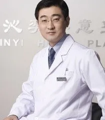 李沁奕