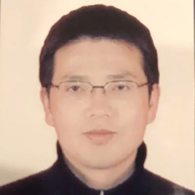 李鸿鹏