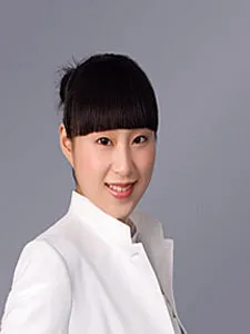 龚玲
