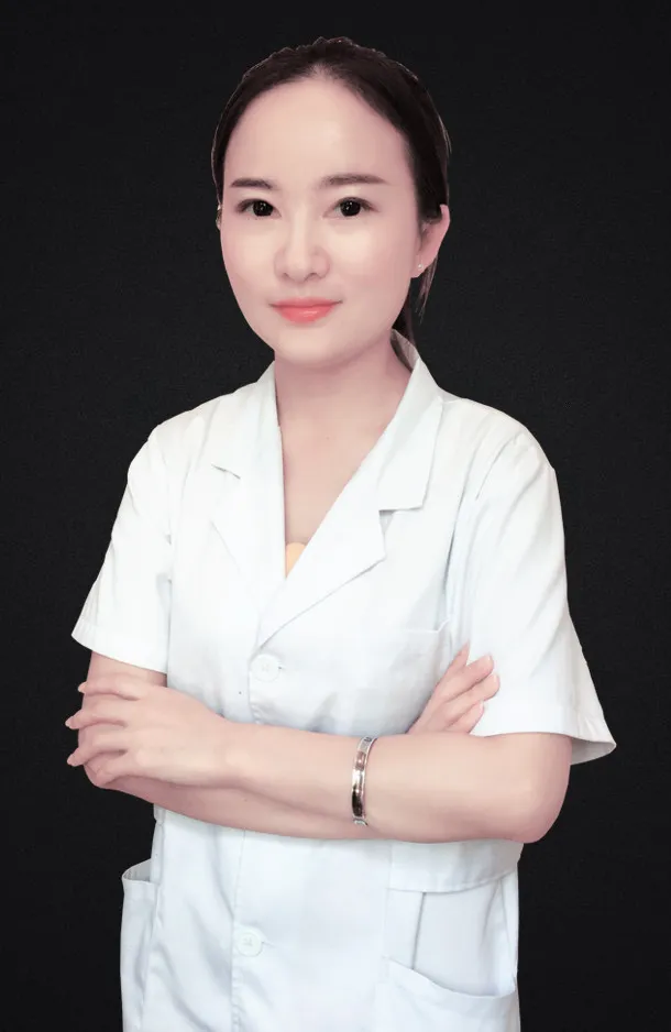 何悦