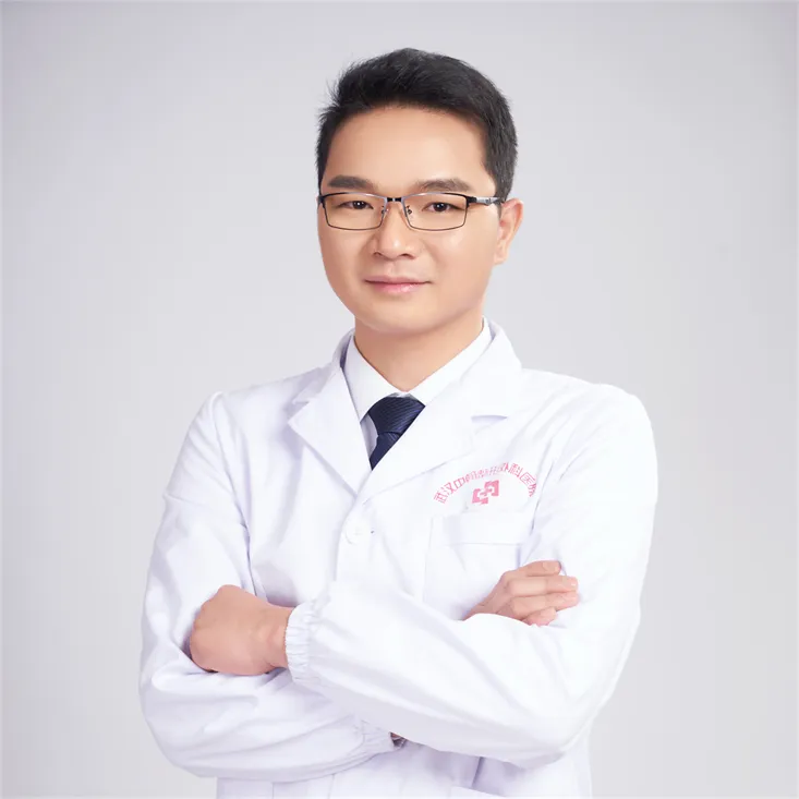 李哲