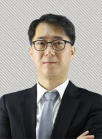 李东英